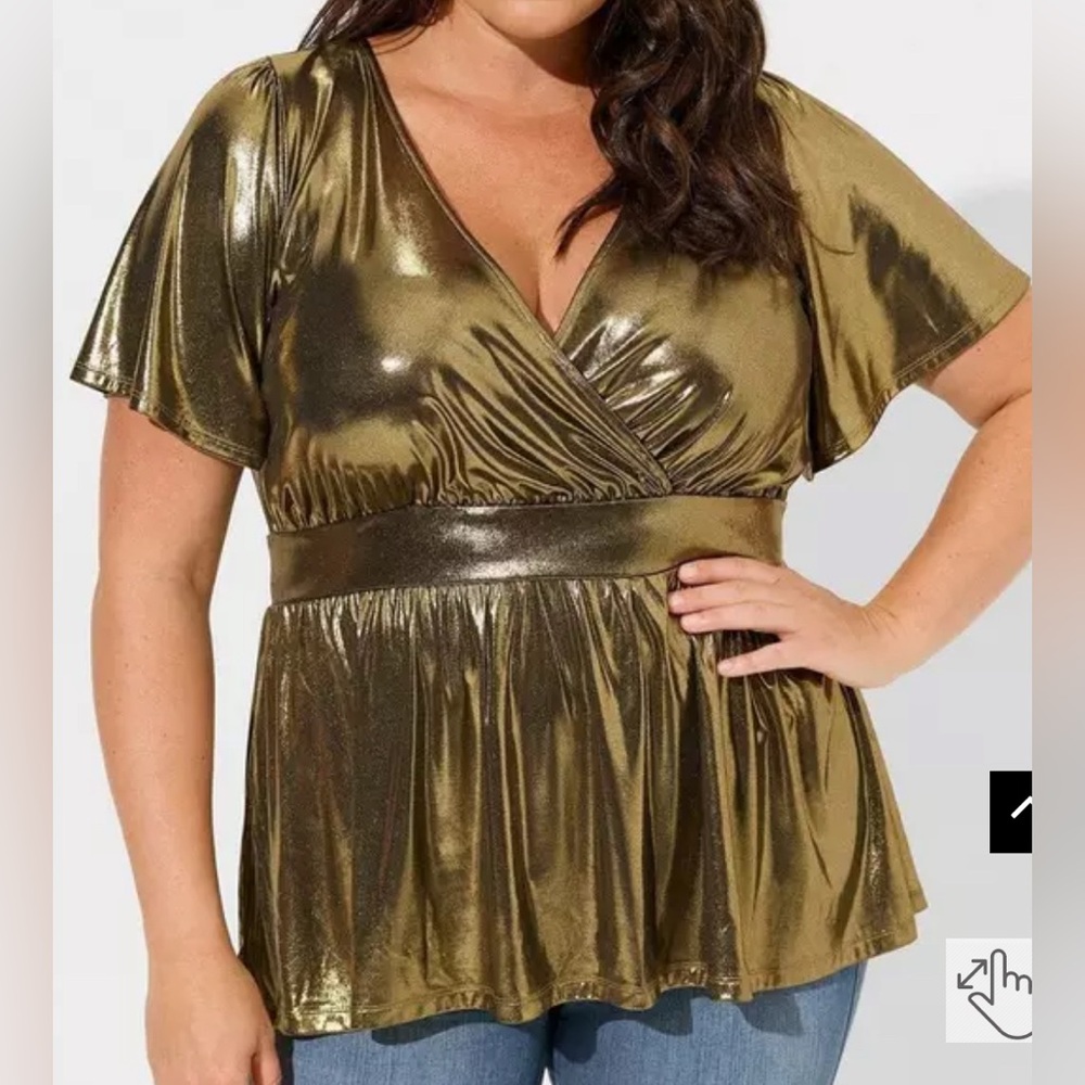 NWT Torrid liquid shine peplum top, Torrid size 4, 4X